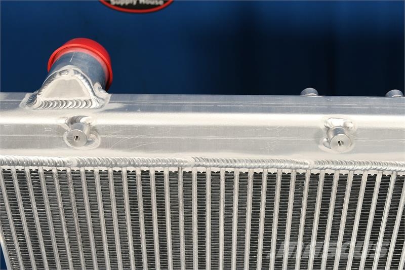 Freightliner Cascadia Radiator # 601236 Radiadores