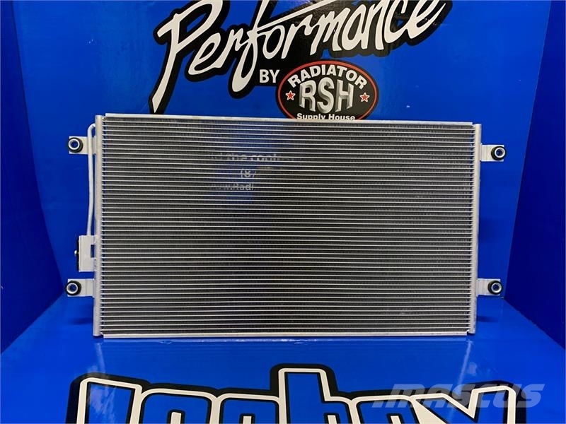 Freightliner Cascadia, Century Class AC Condenser # 601731 Radijatori