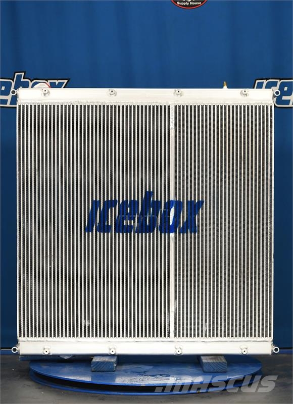 Freightliner Cascadia Radiator # 601236 Radiadores