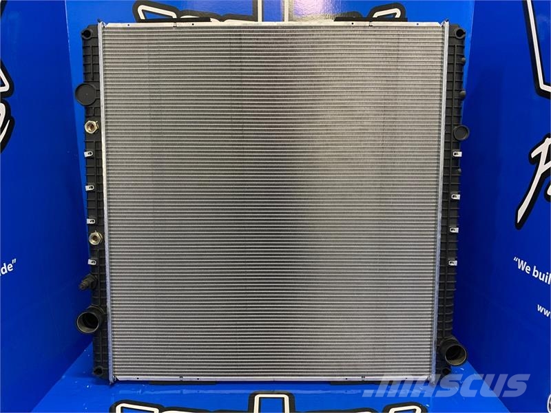 Freightliner Cascadia Radiator # 601019 Radijatori