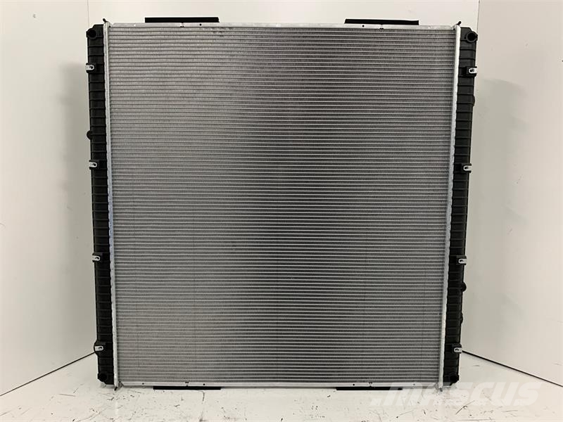 Freightliner Cascadia Radiator # 601019 Radijatori