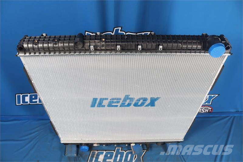 Freightliner Cascadia Radiator # 601166 Radiadores