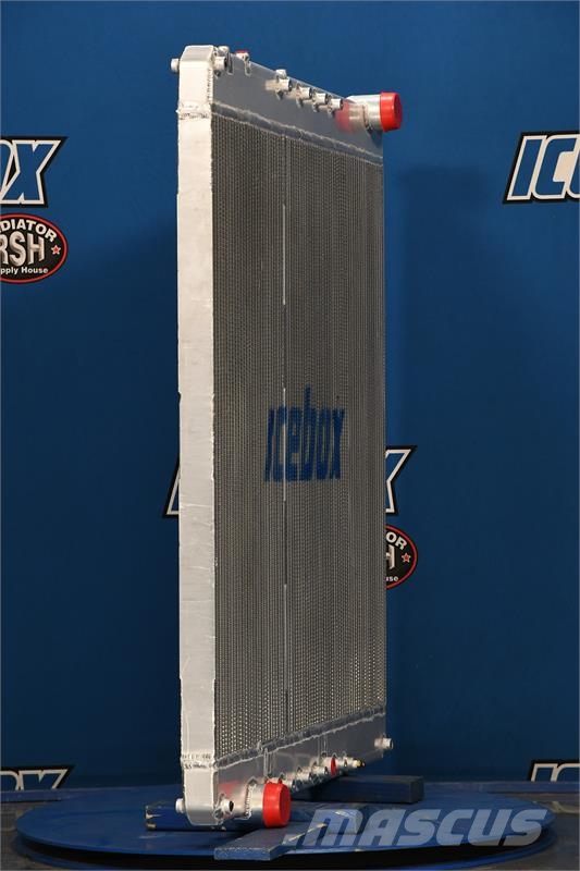 Freightliner Cascadia Radiator # 601210 Radiadores