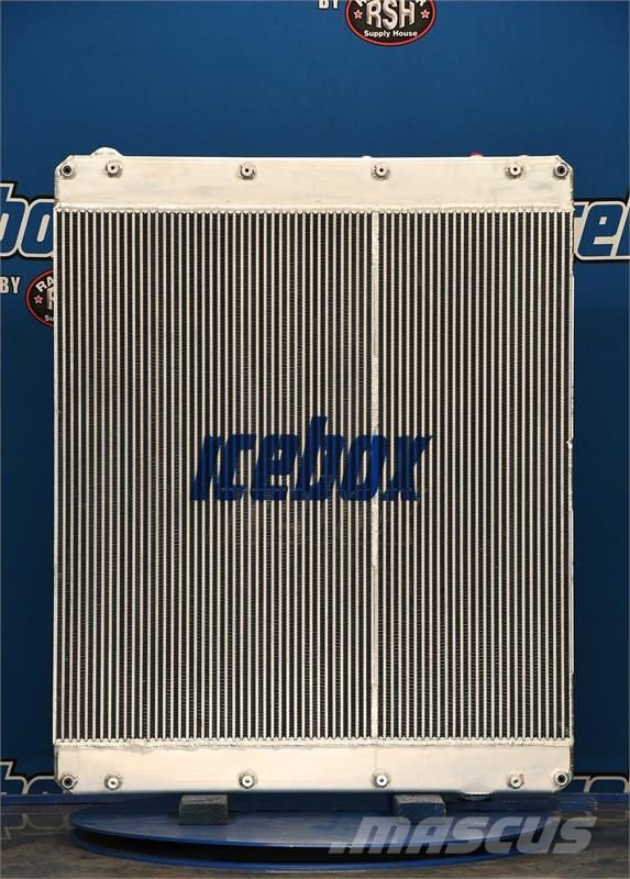 Freightliner Cascadia Radiator # 601210 Radiadores
