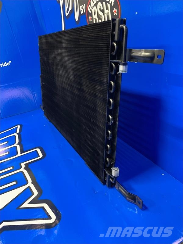 Freightliner Century, Columbia, Condor, XL AC Condenser # 60160 Radijatori