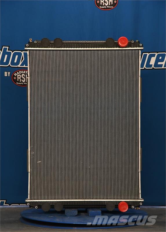 Freightliner Century, FLD 120, Columbia M2 Radiator # 601056 ラジエター