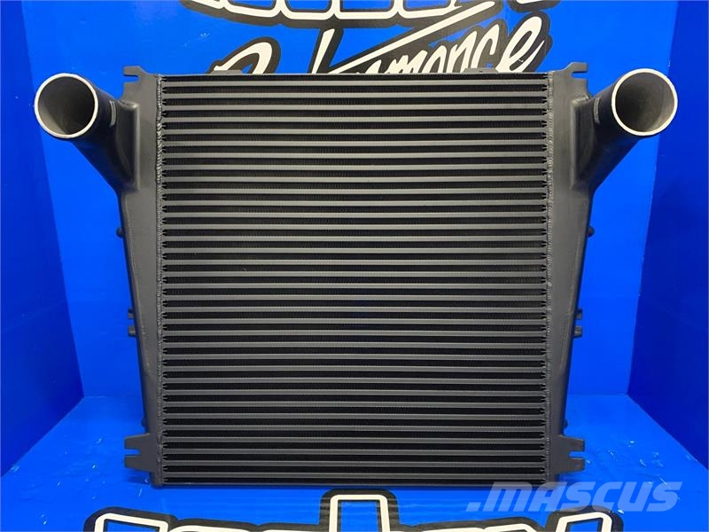Freightliner Charge Air Cooler # 601321 Radijatori