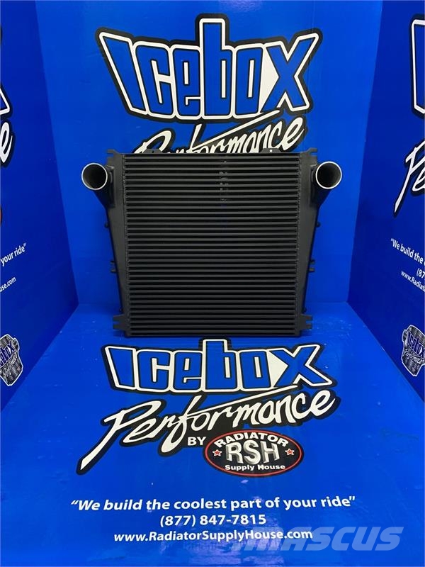 Freightliner Charge Air Cooler # 601321 Radijatori