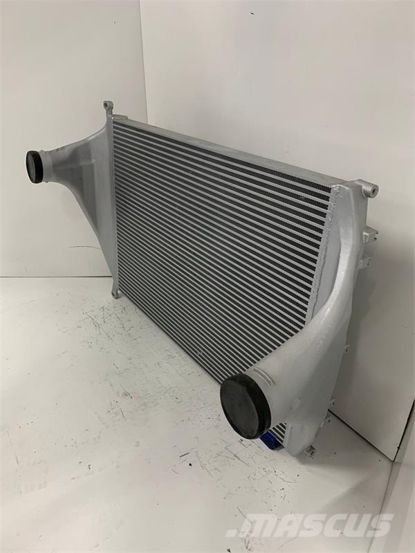 Freightliner Charge Air Cooler # 601347 ラジエター