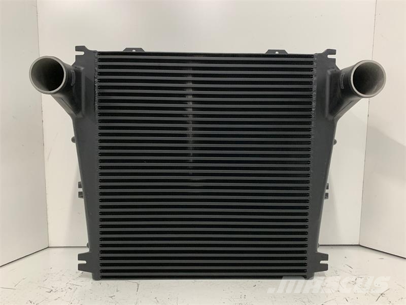 Freightliner Charge Air Cooler # 601321 Radijatori