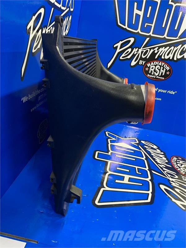 Freightliner Charge Air Cooler # 601360 ラジエター