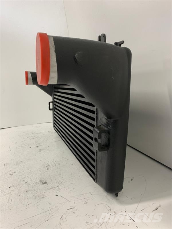 Freightliner Charge Air Cooler # 601253 Radijatori