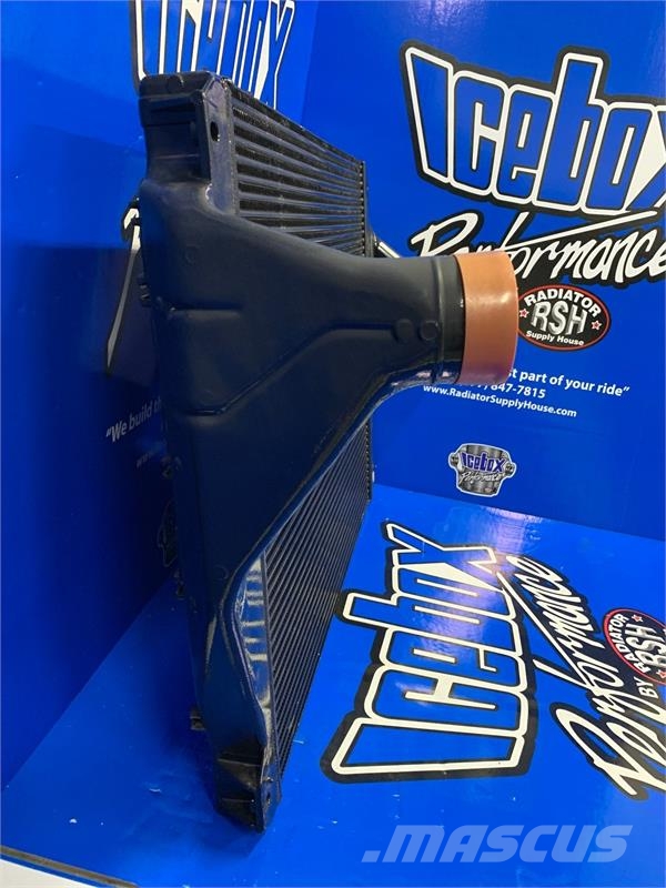Freightliner Charge Air Cooler # 601301 Radijatori