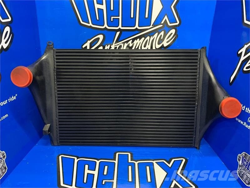 Freightliner Charge Air Cooler # 601360 ラジエター