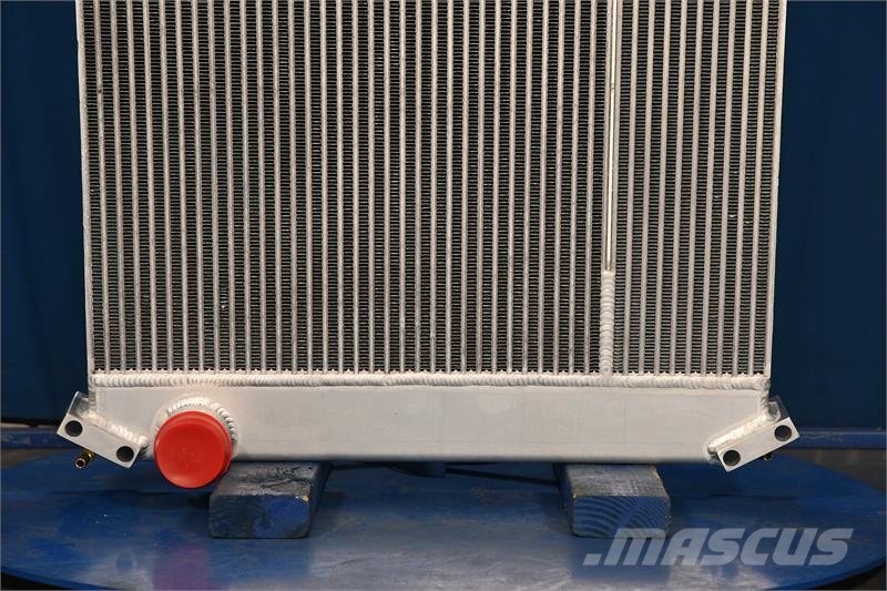 Freightliner Columbia Radiator # 601350 Radiadores