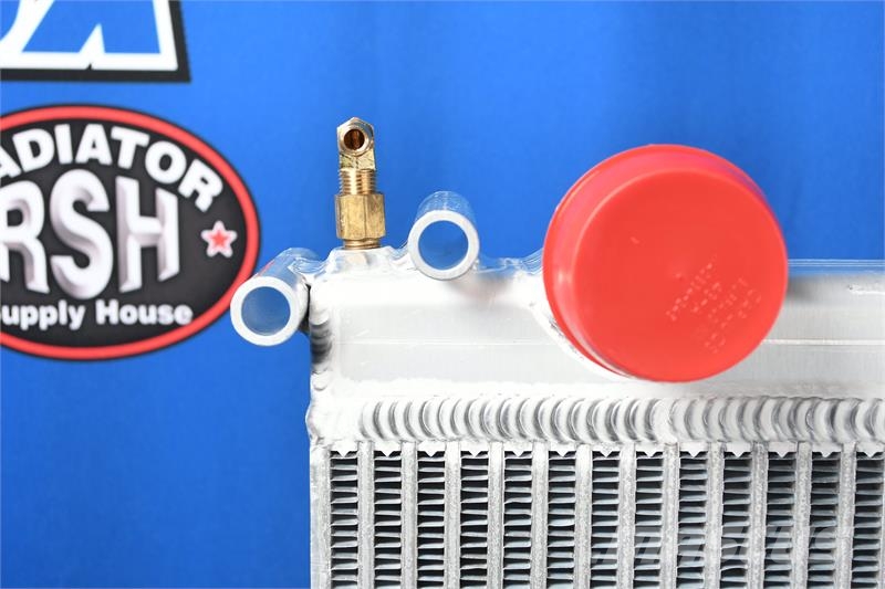 Freightliner Columbia Radiator # 601199 Radijatori