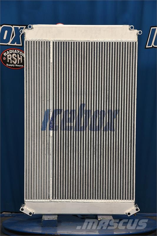 Freightliner Columbia Radiator # 601350 Radiadores