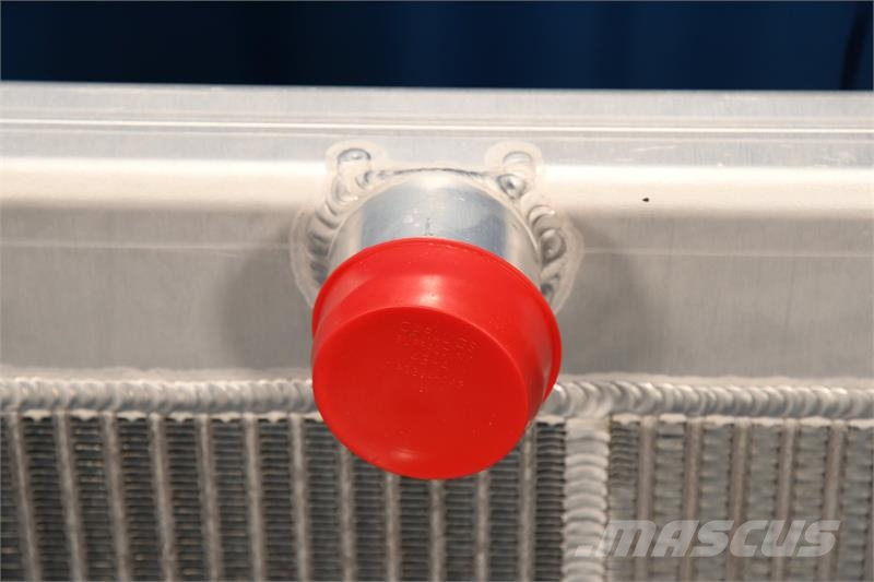 Freightliner Columbia Radiator # 601350 Radiadores