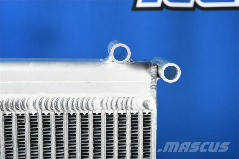 Freightliner Columbia Radiator # 601199 Radijatori