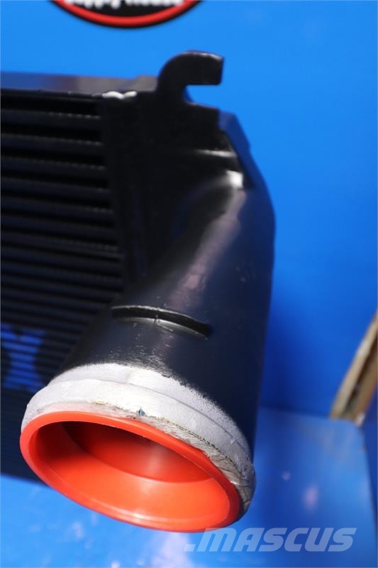 Freightliner Condor Charge Air Cooler # 601375 Radiadores