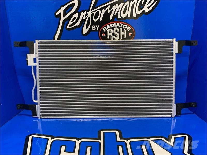 Freightliner Coronado AC Condenser # 601703 Radiadores