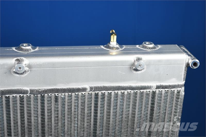 Freightliner Coronado Radiator # 601146 Radiadores