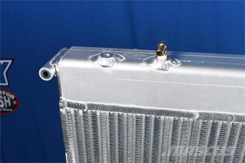 Freightliner Coronado Radiator # 601146 Radiadores