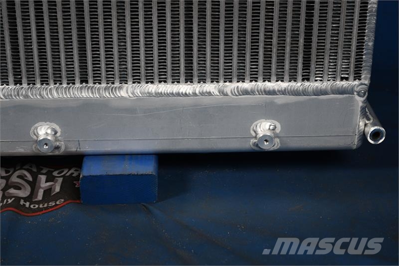 Freightliner Coronado Radiator # 601146 Radiadores