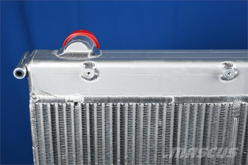 Freightliner Coronado Radiator # 601146 Radiadores
