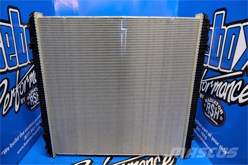 Freightliner Coronado 132 Radiator # 601061 Radiadores