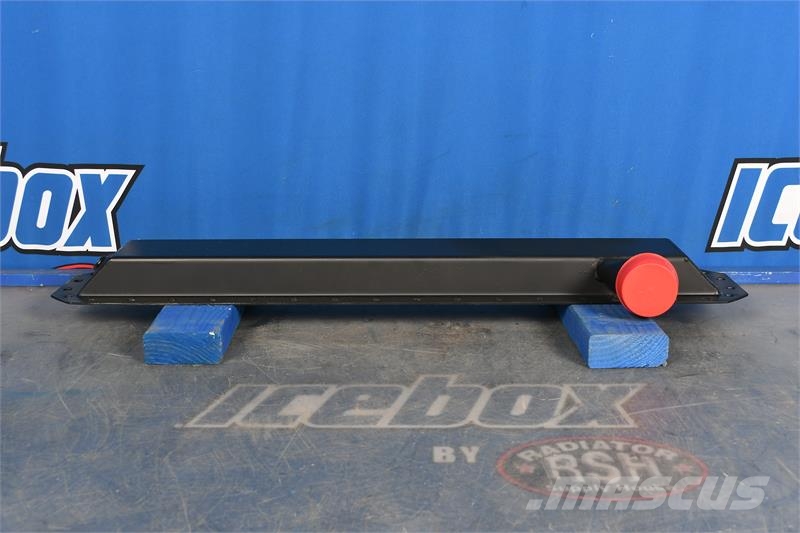 Freightliner Cross Flow Tank # 601476 Радиатори
