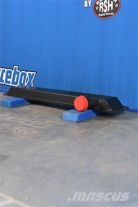 Freightliner Cross Flow Tank # 601476 Радиатори
