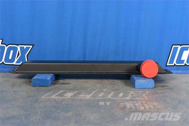 Freightliner Cross Flow Tank # 601473 Radiators