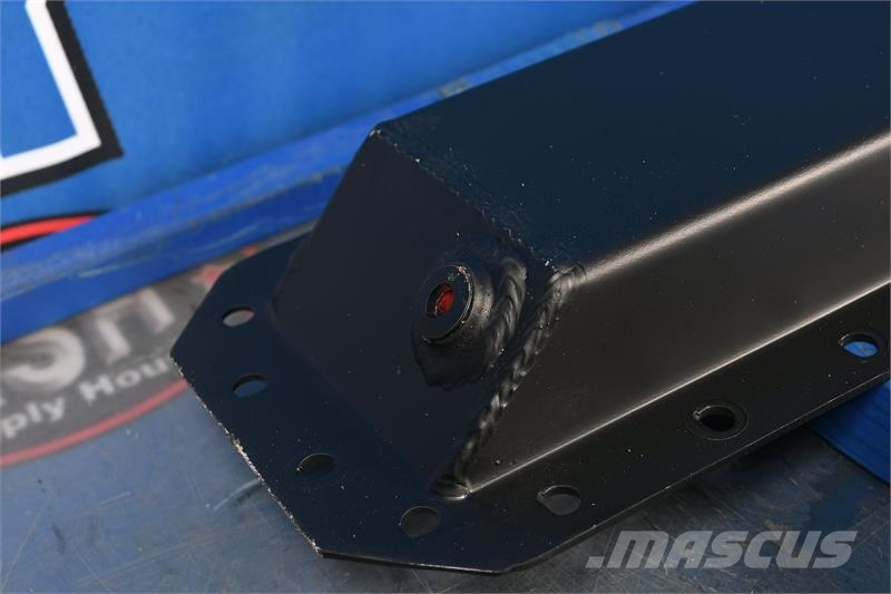 Freightliner Cross Flow Tank # 601473 Radiators