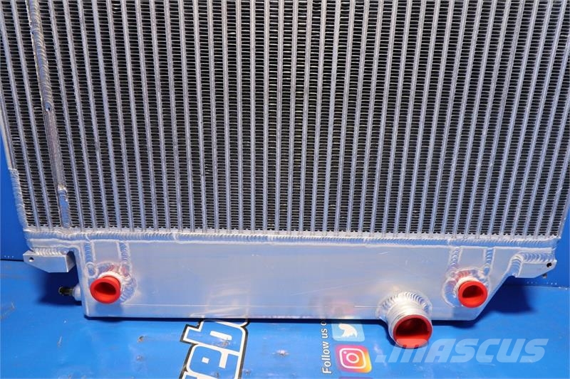 Freightliner Fed Ex , Ultimaster Stepvan, M Radiator # 601078 Радіатори