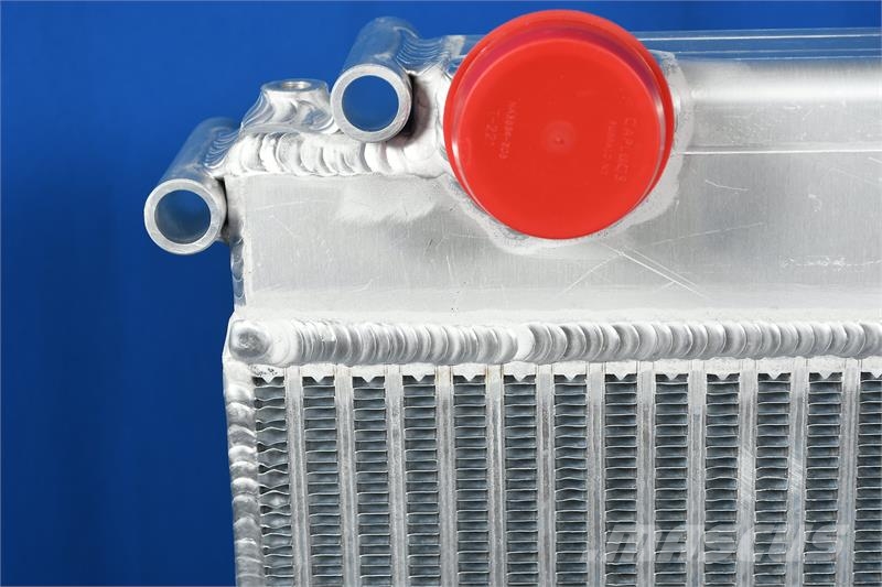 Freightliner FL50, FL60, FL70, FL80, FL90 Radiator # 601493 Radijatori