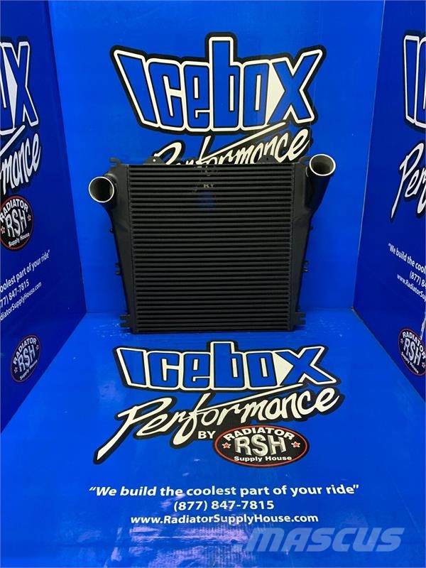 Freightliner FL60, FL70 Charge Air Cooler # 601330 Радіатори