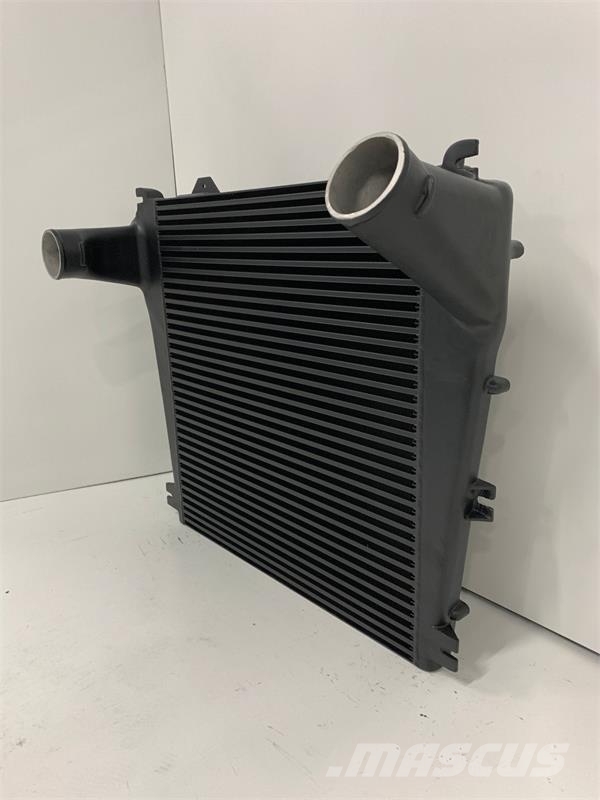 Freightliner FL60, FL70 Charge Air Cooler # 601330 Радіатори