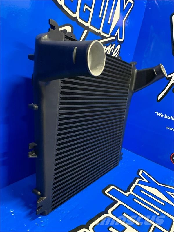 Freightliner FL60, FL70 Charge Air Cooler # 601330 Радіатори