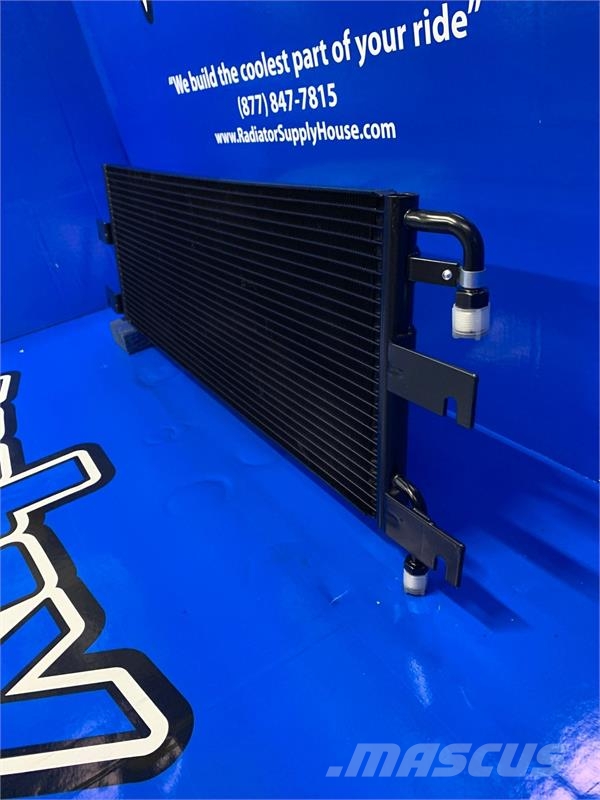 Freightliner FLA / FLD/Classic XL AC Condenser # 601607 Radijatori