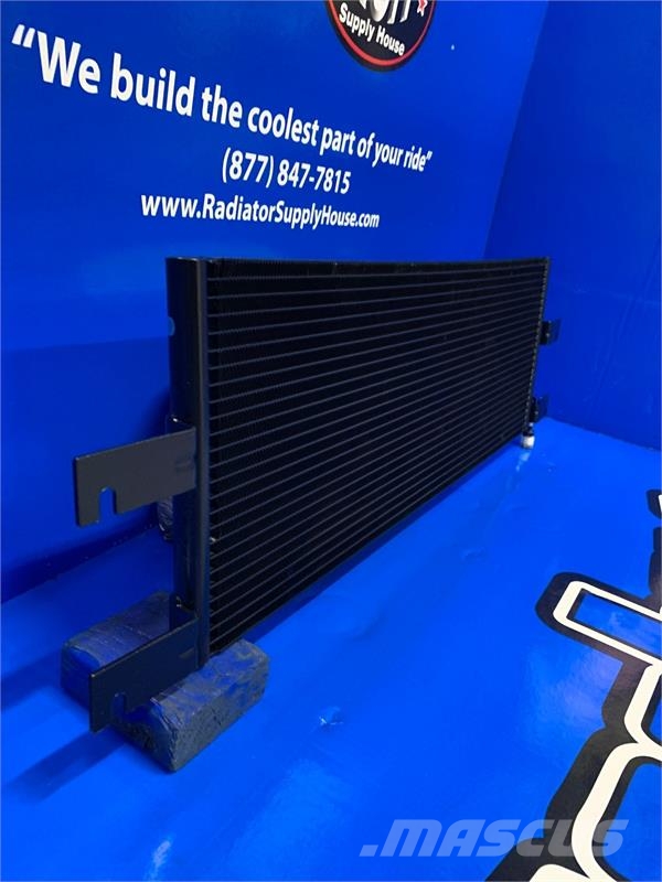 Freightliner FLA / FLD/Classic XL AC Condenser # 601607 Radijatori