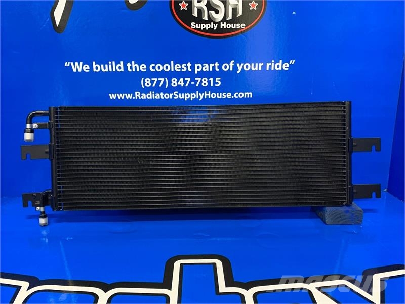 Freightliner FLA / FLD/Classic XL AC Condenser # 601607 Radijatori
