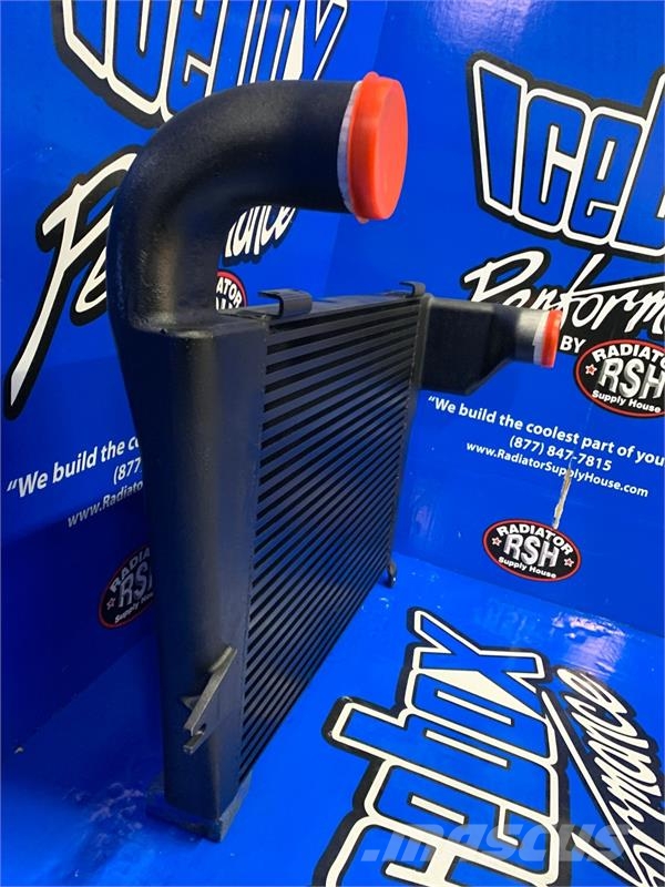 Freightliner FLC Charge Air Cooler # 601254 Radijatori