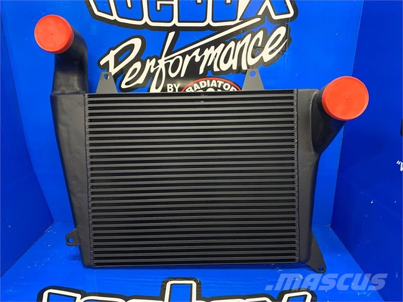 Freightliner FLC Charge Air Cooler # 601263 Radiadores