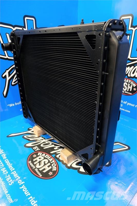 Freightliner FLD 120 Classic Radiator # 601005 Radiadores