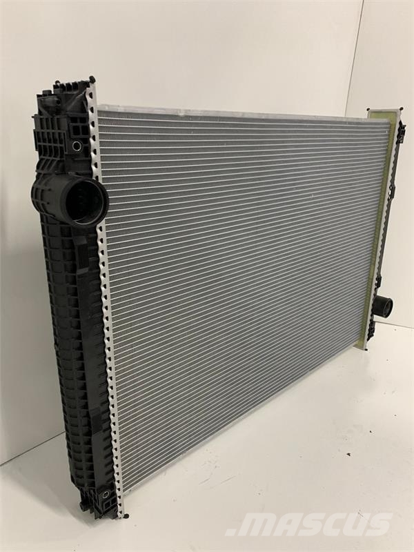 Freightliner FLD, Century Class, Buisness Radiator # 601027 Радіатори