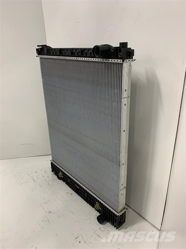 Freightliner M-2 106 Business Class/Acterr Radiator # 601116 Radiators