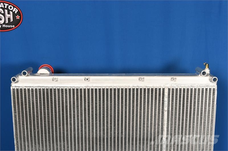 Freightliner M-2 Radiator # 601223 Радиатори