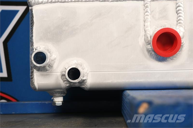 Freightliner M-2 Radiator # 601223 Радиатори