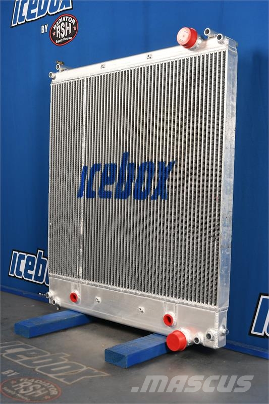 Freightliner M-2 Radiator # 601223 Радиатори